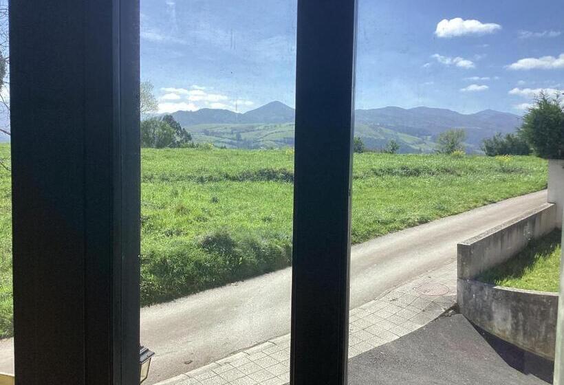 El Hogar De La Castañera