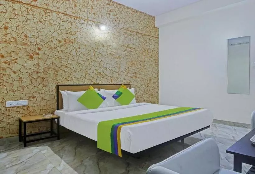 Itsy Hotels Galaxy Suites, Hebbal
