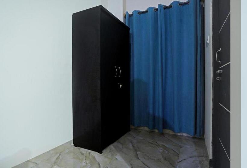 Itsy Hotels Galaxy Suites, Hebbal