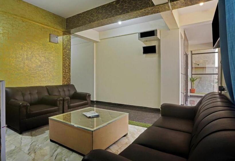 Itsy Hotels Galaxy Suites, Hebbal