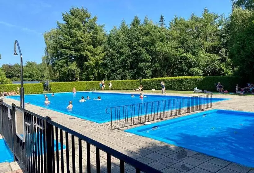 Huisje Aan De Bosrand   Veluwe