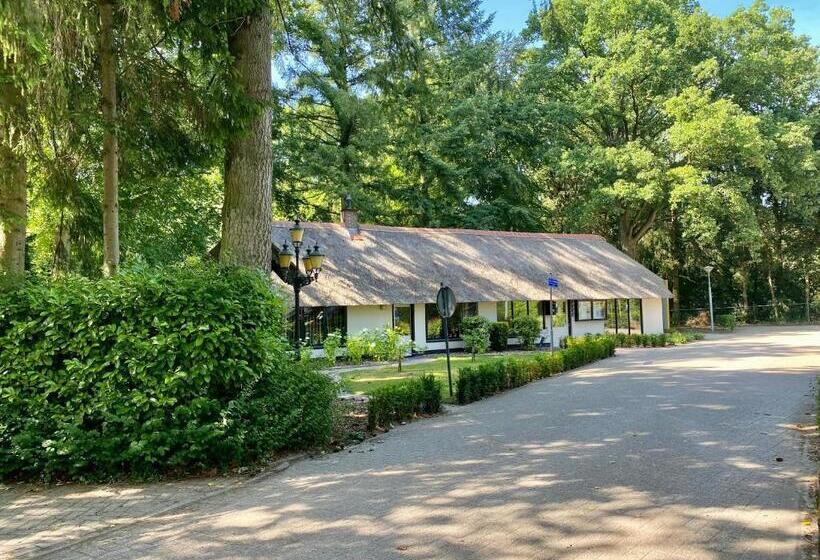 Huisje Aan De Bosrand Veluwe