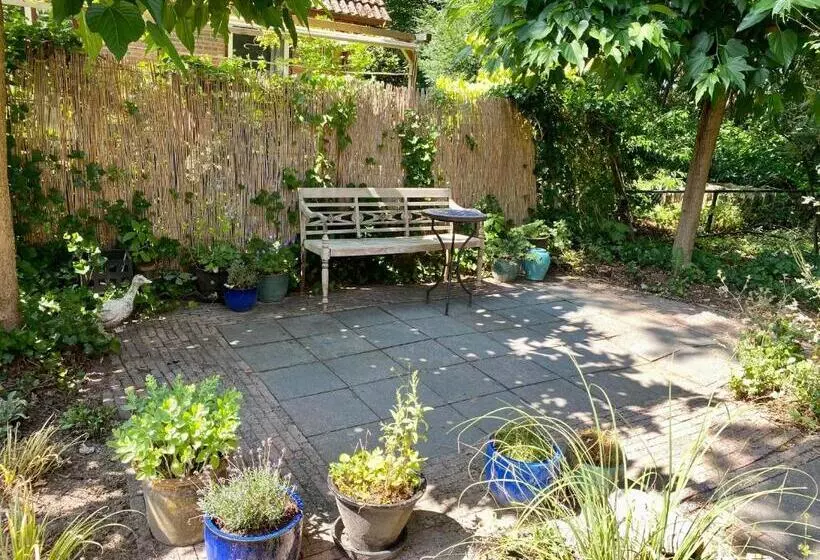 Huisje Aan De Bosrand   Veluwe