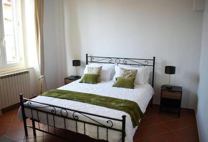 Leghorn   Centro & Mare   Appartamento