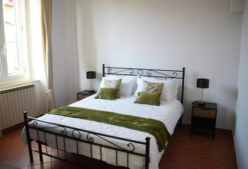 Leghorn   Centro & Mare   Appartamento