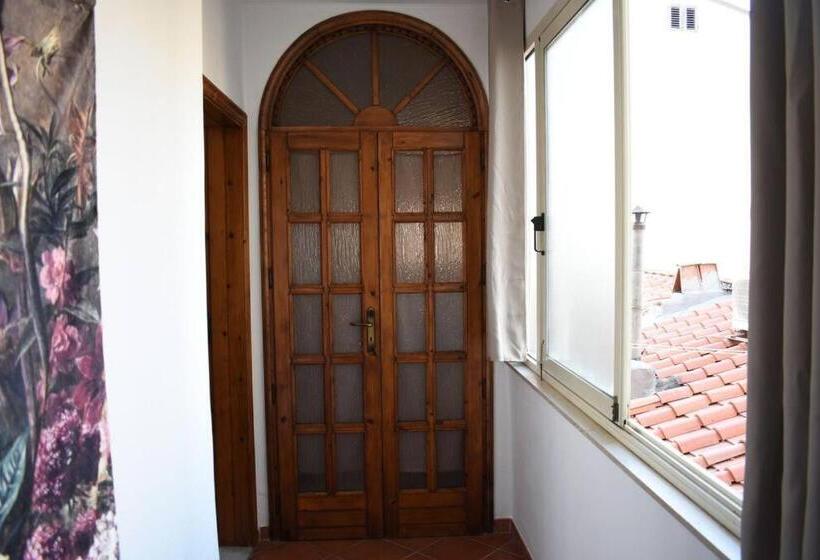 Leghorn   Centro & Mare   Appartamento