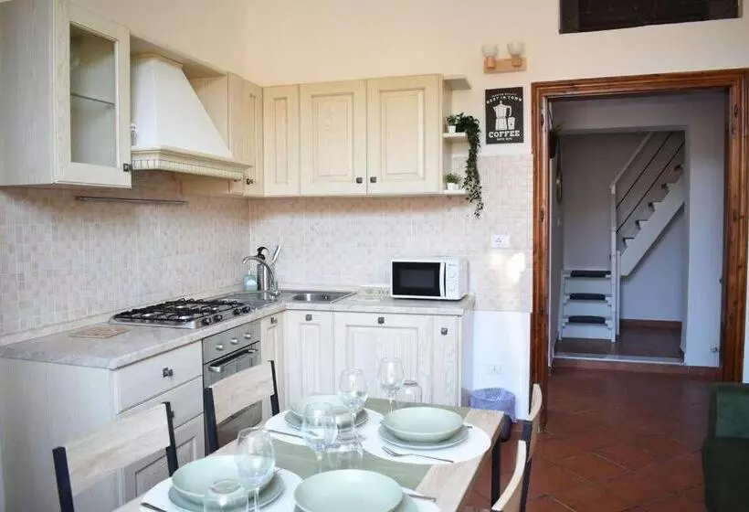 Leghorn   Centro & Mare   Appartamento