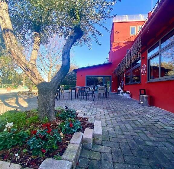 پانسیون La Casina Rossa Affittacamere