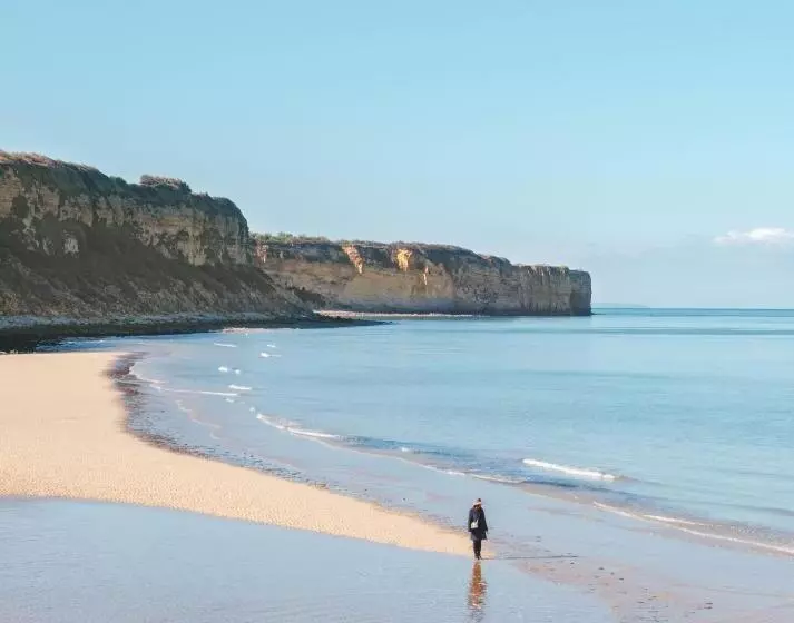 L Air Marin Apt Avec Belle Terrasse Vue Dégagée Séjour Lumineux 10 Mn à Pied Centre Port En Bessin P