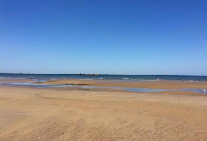 L Air Marin Apt Avec Belle Terrasse Vue Dégagée Séjour Lumineux 10 Mn à Pied Centre Port En Bessin P