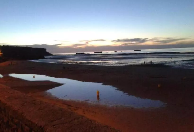 L Air Marin Apt Avec Belle Terrasse Vue Dégagée Séjour Lumineux 10 Mn à Pied Centre Port En Bessin P