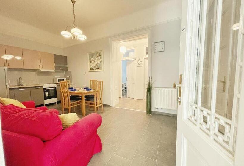 Y Central Station Private Rooms