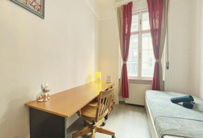 Y Central Station Private Rooms