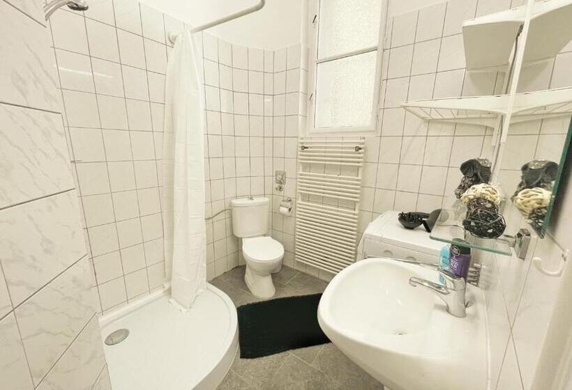 Y Central Station Private Rooms