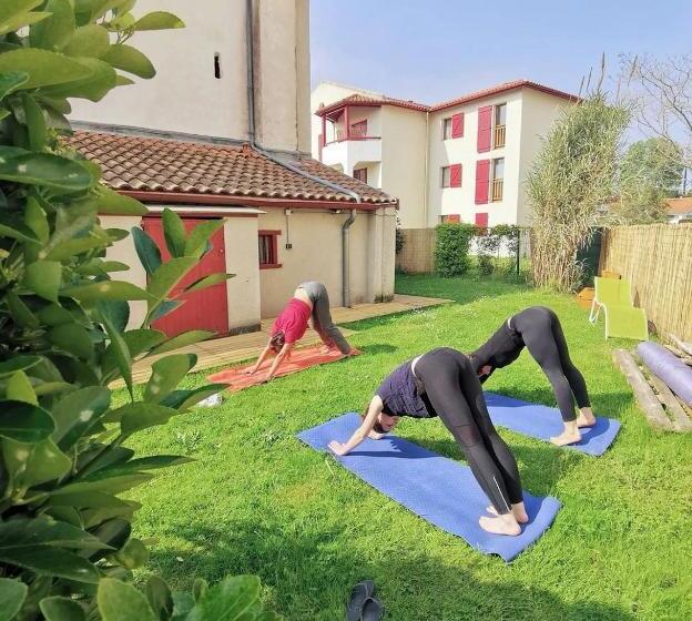 Garden   Utopy Hostel