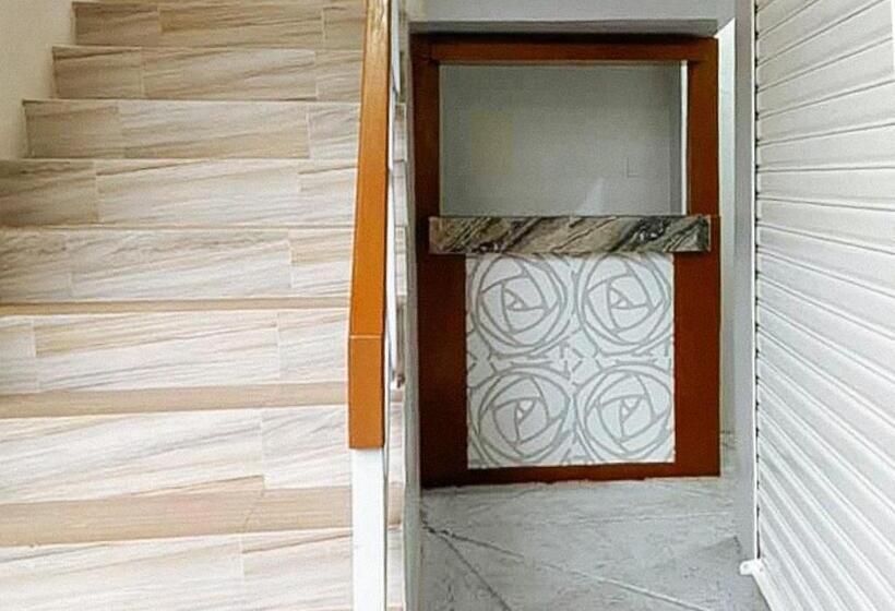 ホテル Leonila S Travellers Inn