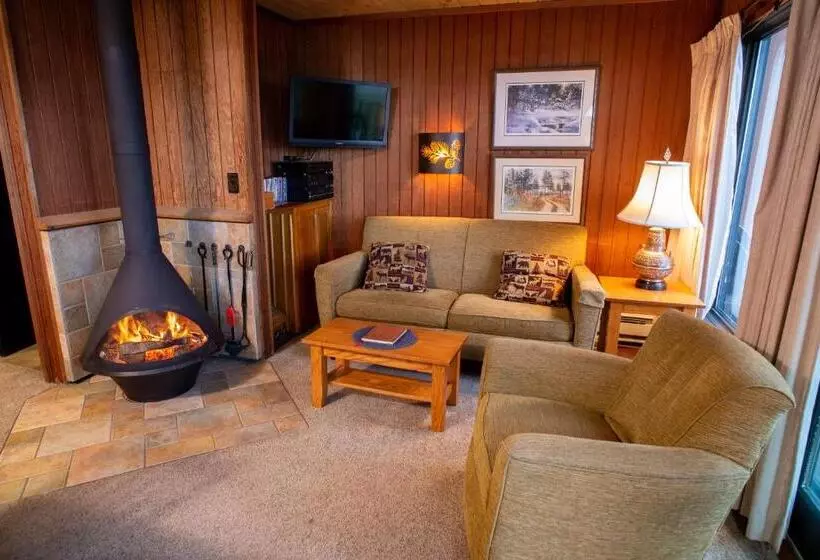 Hotelli Lutsen Sea Villas