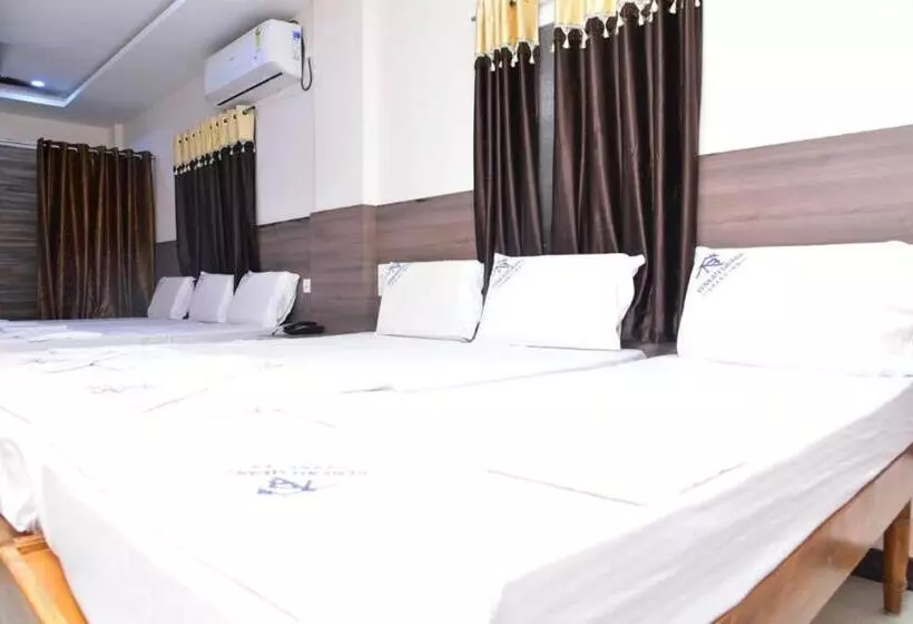 هتل Nb Venkateswara Grand Inn