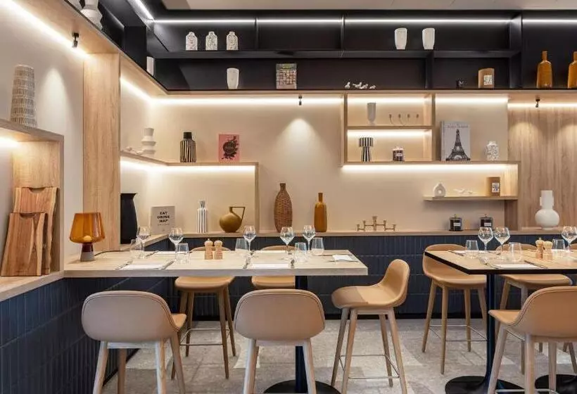 Hotelli Courtyard By Marriott Paris Charles De Gaulle Central Airport