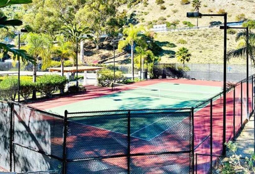 Modern Hamilton Cove Villa W/golf Cart