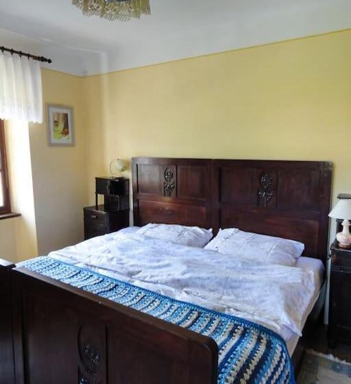 A Lovely House In Vipava Valley