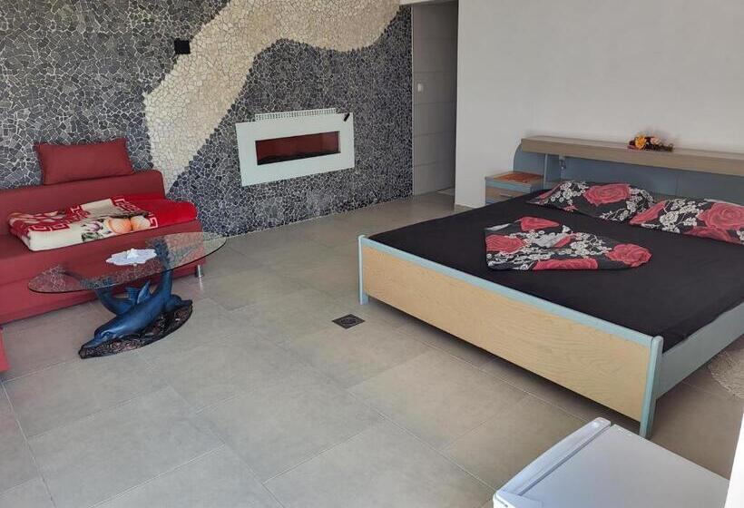 تختخواب و صبحانه Guesthouse Prenočišča širec