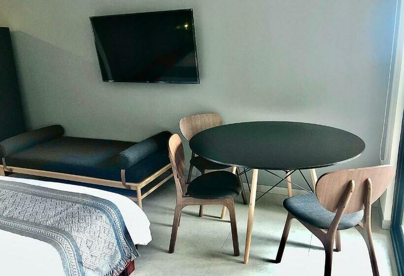 Brand New Studio 38th Street