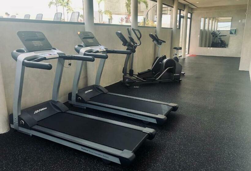 Brand New Studio 38th Street