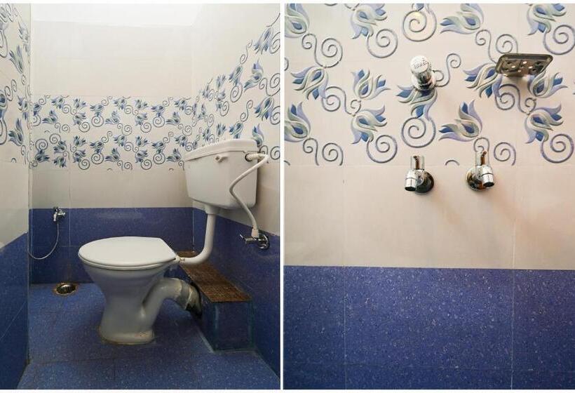 هتل Oyo 85156 Prateek A1 Residency