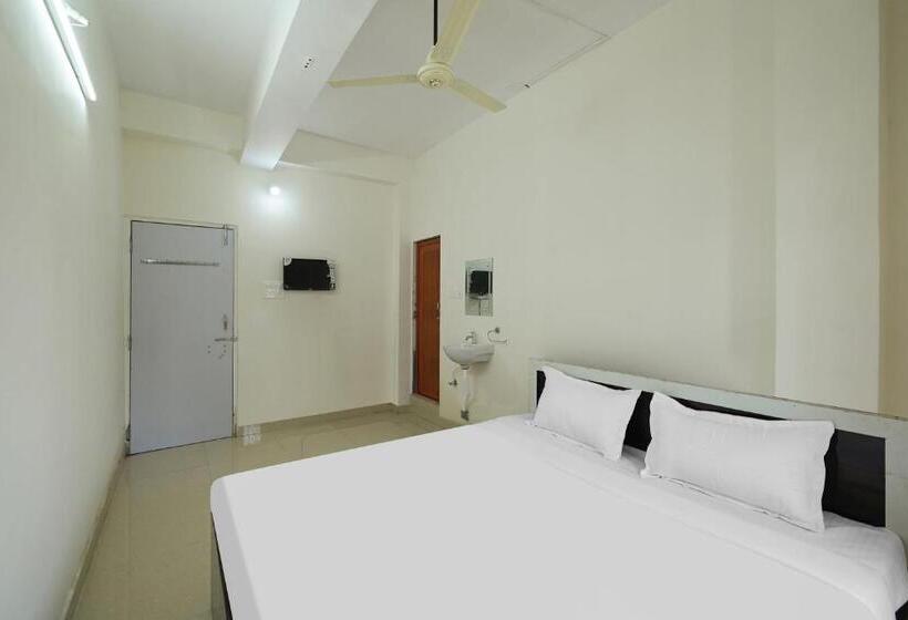 هتل Oyo 85156 Prateek A1 Residency