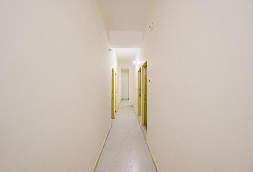 هتل Oyo 85156 Prateek A1 Residency