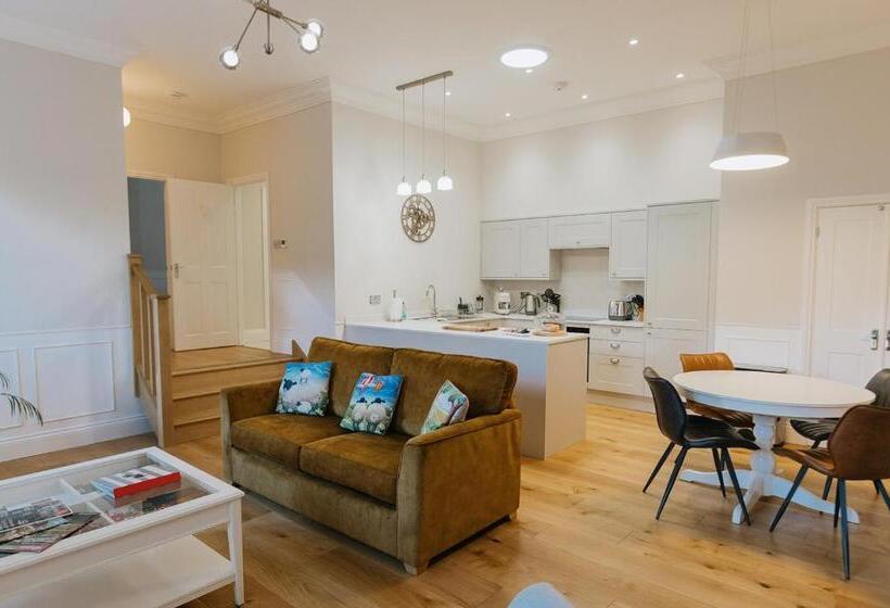 Wensleydale, Old Schools   Ground Floor Luxury Apartment In Richmond, North Yorkshire