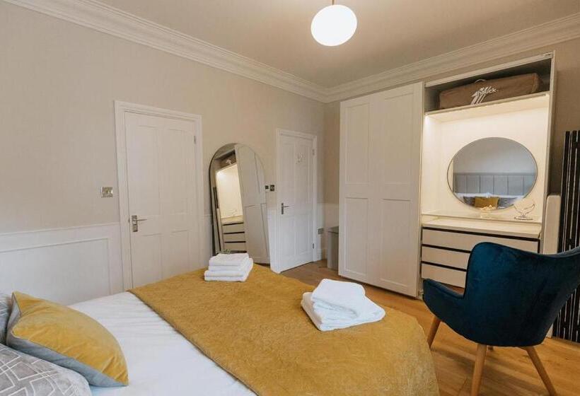 Wensleydale, Old Schools   Ground Floor Luxury Apartment In Richmond, North Yorkshire