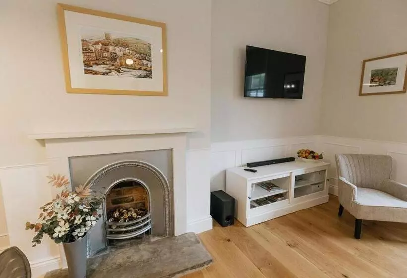 Wensleydale, Old Schools   Ground Floor Luxury Apartment In Richmond, North Yorkshire