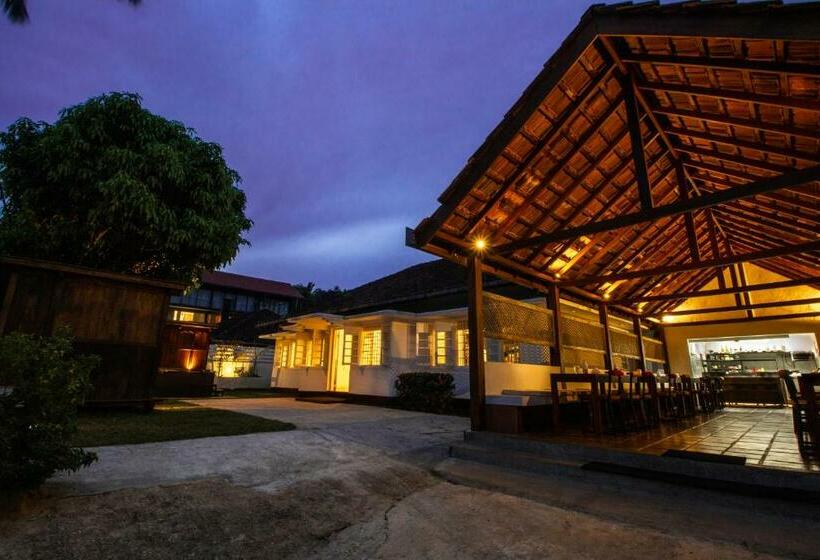 فندق صغير Lost & Found   Kandy