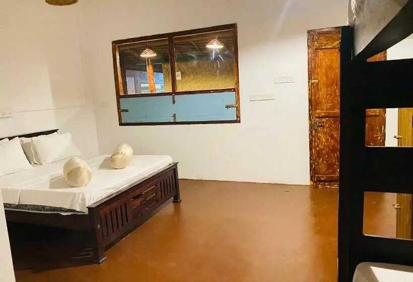 Retkeilymaja Muthu Hiriketiya