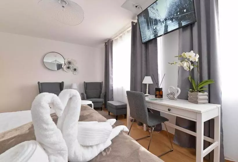 Aamiaismajoitus (B&B) Chambres Vignes Et Châteaux