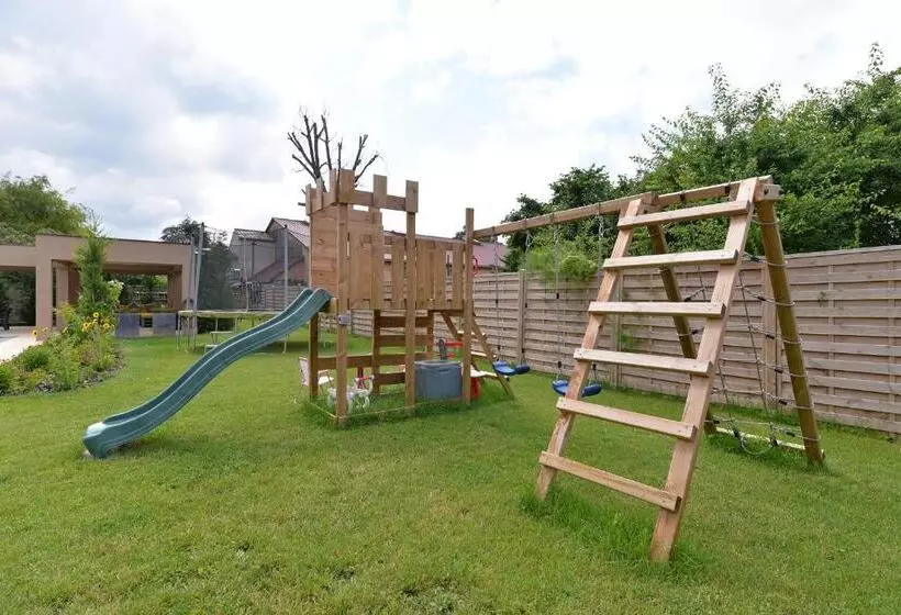 Aamiaismajoitus (B&B) Chambres Vignes Et Châteaux