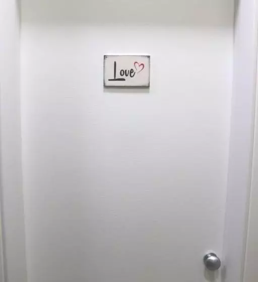 تختخواب و صبحانه Valentine’s House