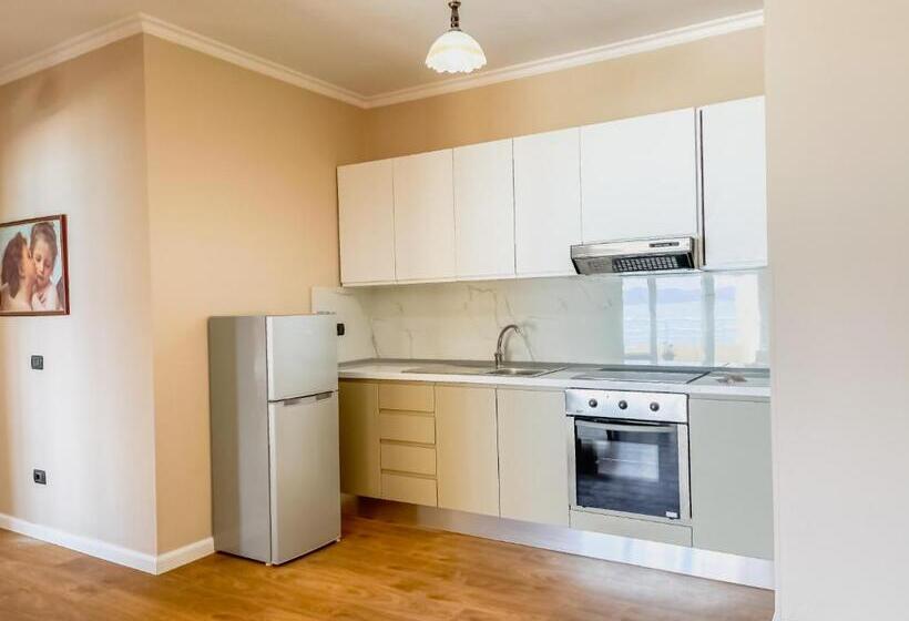 ホテル Brooklyn Vlore