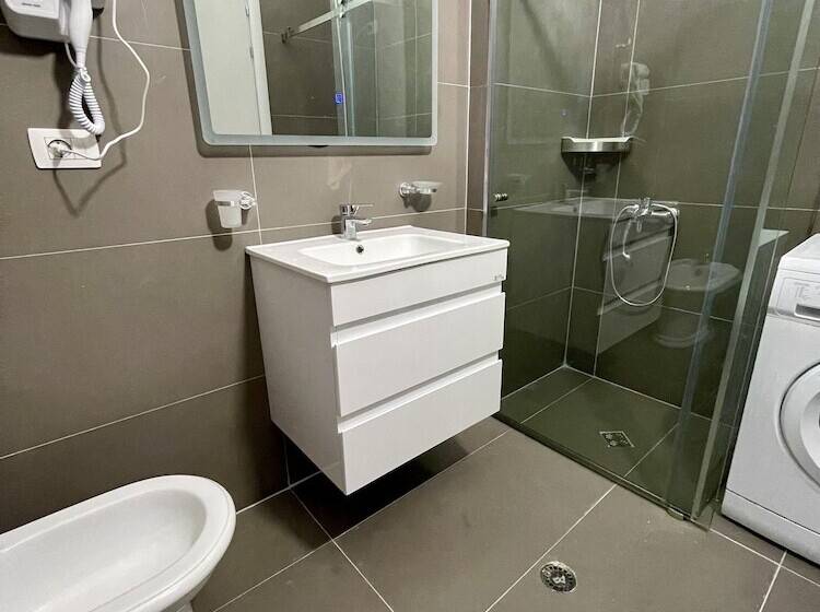 ホテル Brooklyn Vlore