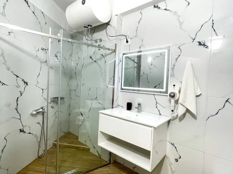 ホテル Brooklyn Vlore