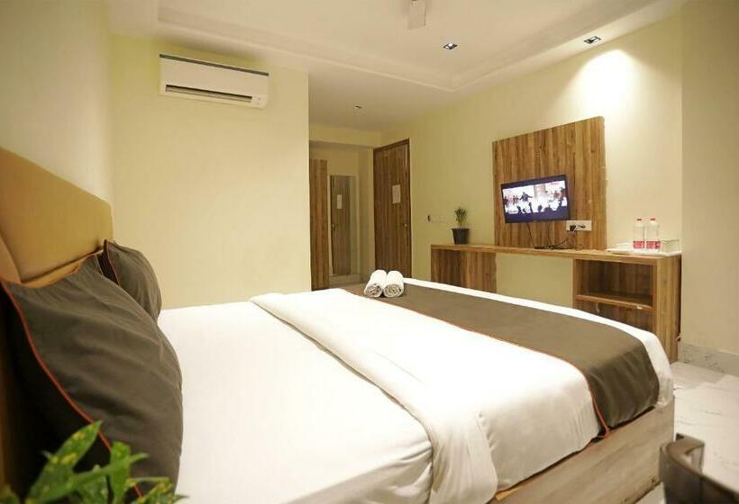 酒店 Goodluck Suites Near Delhi Airport