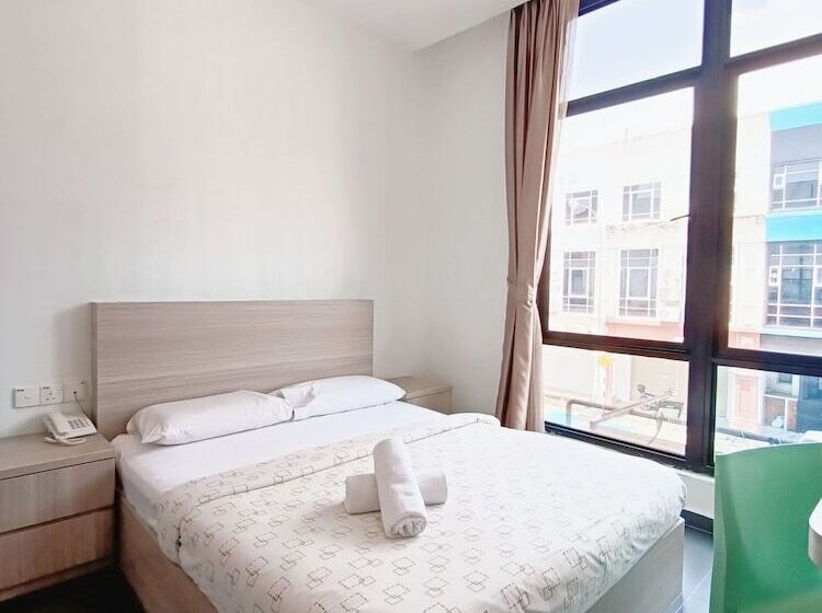 Kozi Hotel Bukit Indah