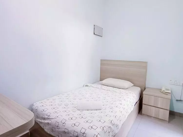 Kozi Hotel   Bukit Indah