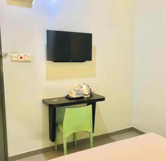 Kozi Hotel Bukit Indah