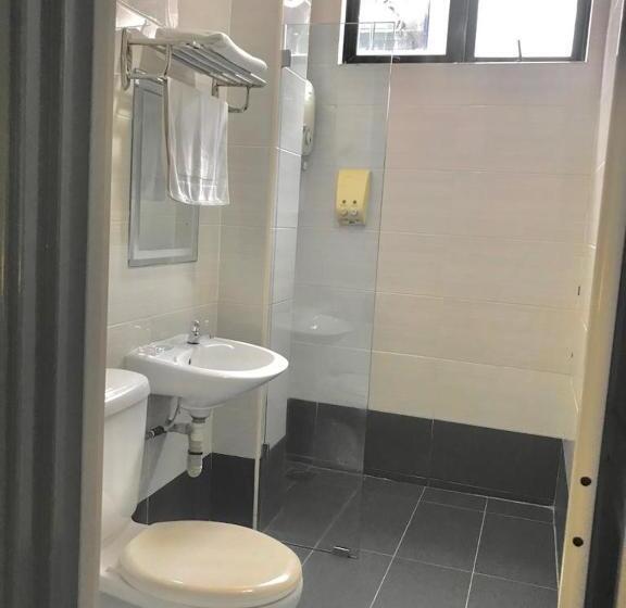 Kozi Hotel Bukit Indah