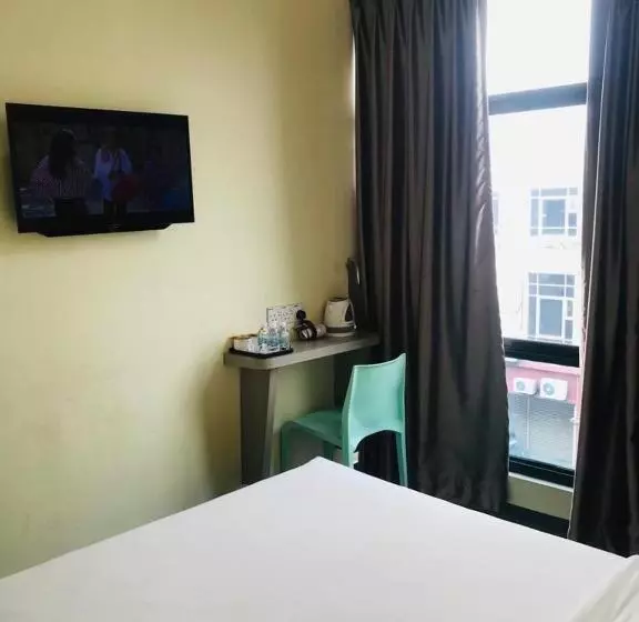 Kozi Hotel   Bukit Indah