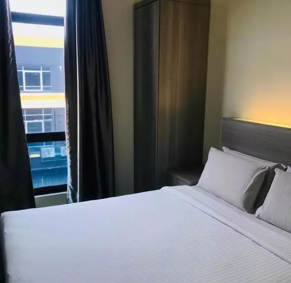 Kozi Hotel   Bukit Indah