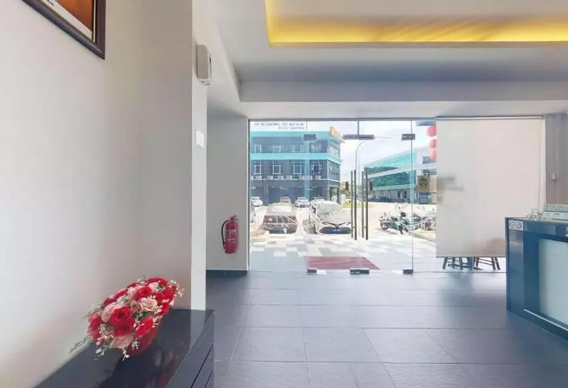 Kozi Hotel   Bukit Indah